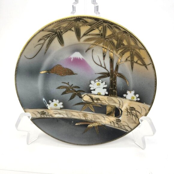 Mt. Fuji Plate Japanese Hand-Painted Decorative Floral Bamboo JE158 - Picture 2 of 4